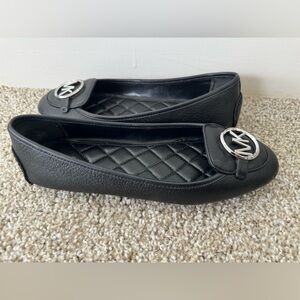 MICHAEL KORS Women’s Lillie Ballet Flats, Black with Silver Logo - Size 8